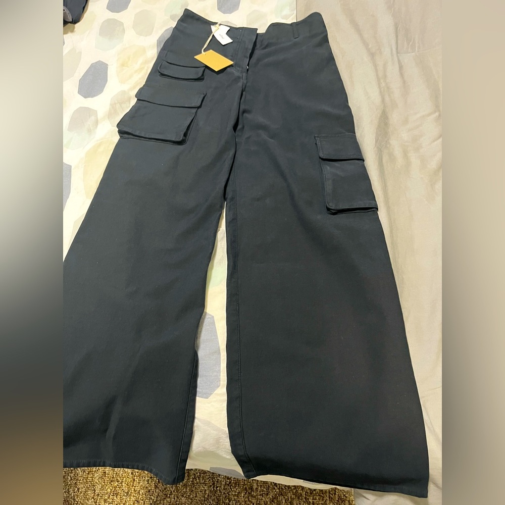 Aritizia pants - Picture 1 of 2